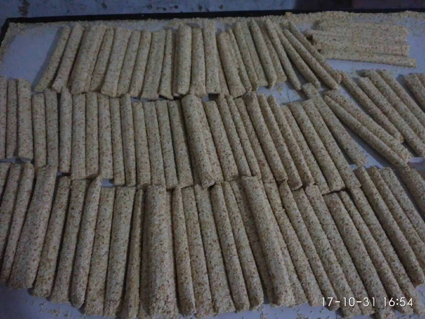 芝麻糖以香酥脆甜的口感带给您儿时一样的回味!