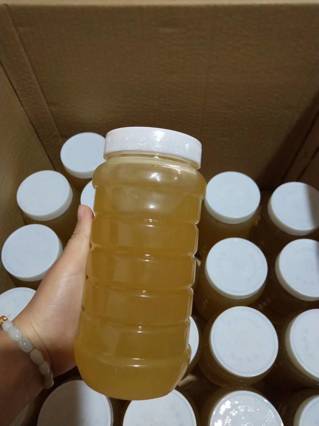 四川省成都市双流县土蜂蜜 塑料瓶装 95%以上 2年以上